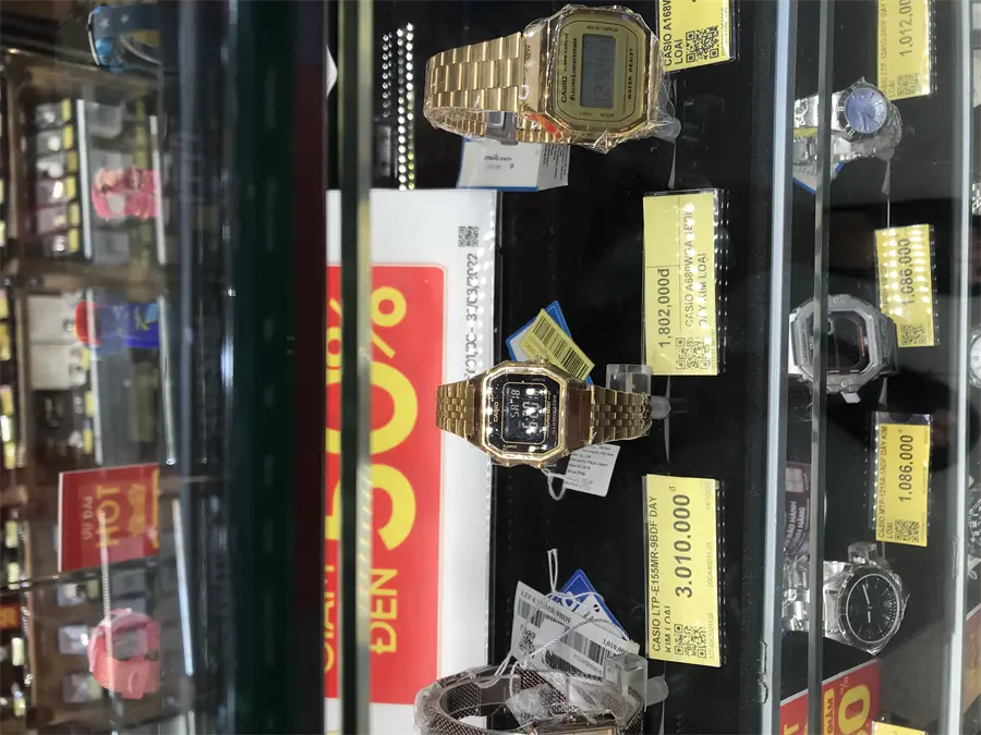 Khách hàng review Đồng hồ CASIO 28.5 mm Unisex LA680WGA-1BDF 3