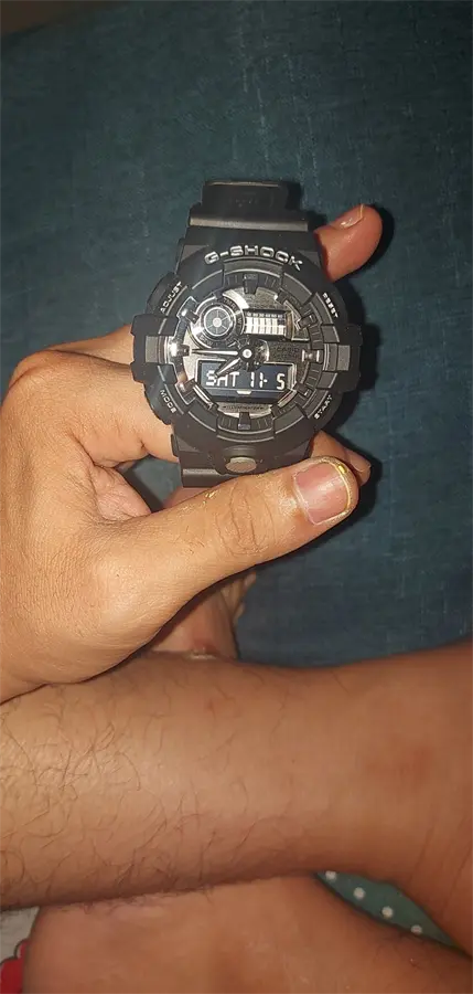 Khách hàng review Đồng hồ G-SHOCK 53.4 mm Nam GA-710-1ADR 3