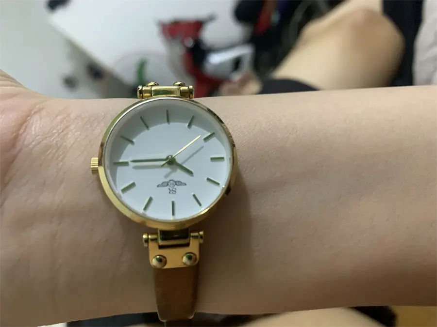 Khách hàng review Đồng hồ SRWATCH 28.1 mm Nữ SL7541.4902 3