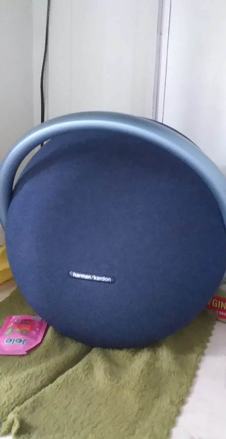 Khách hàng review Loa Bluetooth Harman Kardon Onyx Studio 7 3
