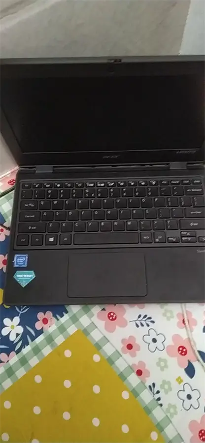 Khách hàng review Laptop Acer TravelMate B3 TMB311 31 C2HB N4020/4GB/128GB/Win11 (NX.VNFSV.006) 3