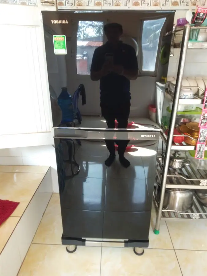 Khách hàng review Tủ lạnh Toshiba Inverter 180 lít GR-B22VU UKG 49