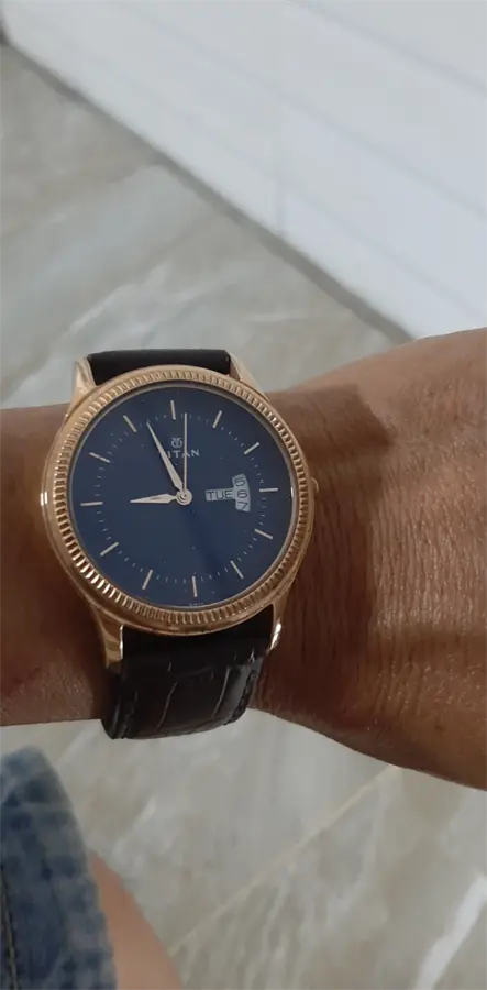 Khách hàng review Đồng hồ TITAN 40 mm Nam 1824WL01 1