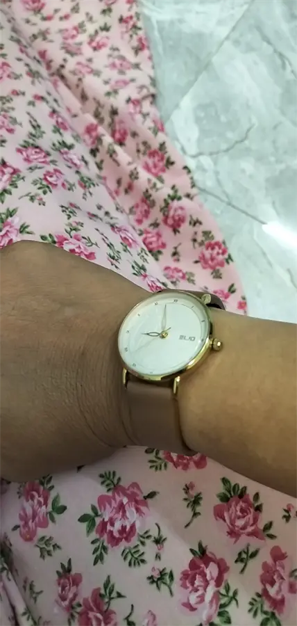 Khách hàng review Đồng hồ ELIO Nắng Xuân 32 mm Nữ EL071-02 1