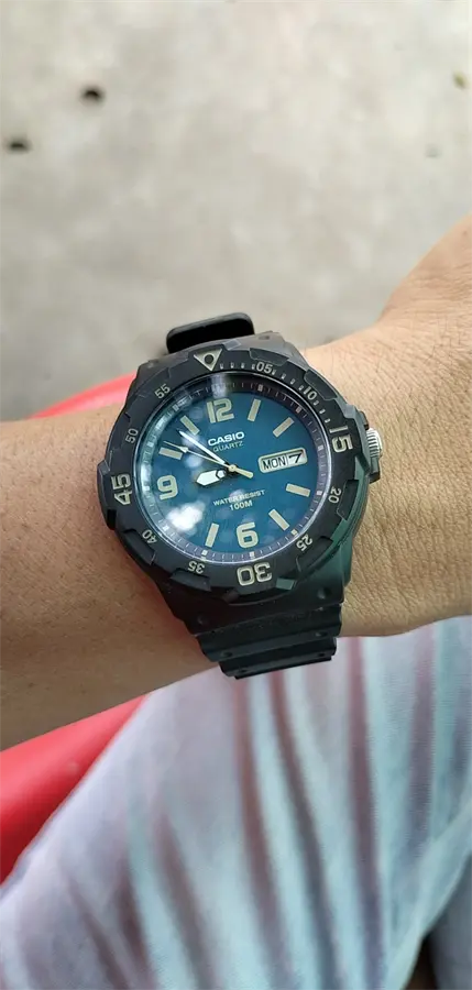 Khách hàng review Đồng hồ CASIO Timeless 43 mm Nam MRW-200H-2B3VDF 5
