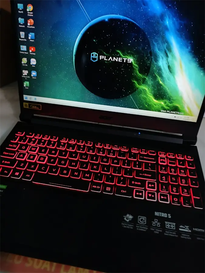 Khách hàng review Laptop Acer Nitro 5 Gaming AN515 45 R6EV R5 5600H/8GB/512GB/144Hz/4GB GTX1650/Win11 (NH.QBMSV.006) 10
