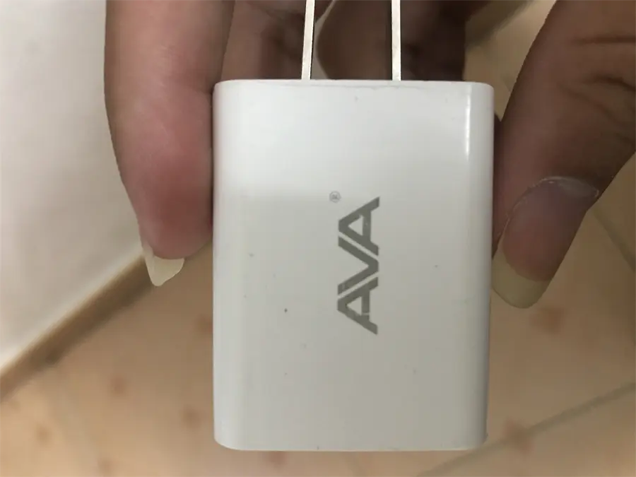 Khách hàng review Adapter sạc 2 cổng USB 10.5W Dual AVA U215A 5