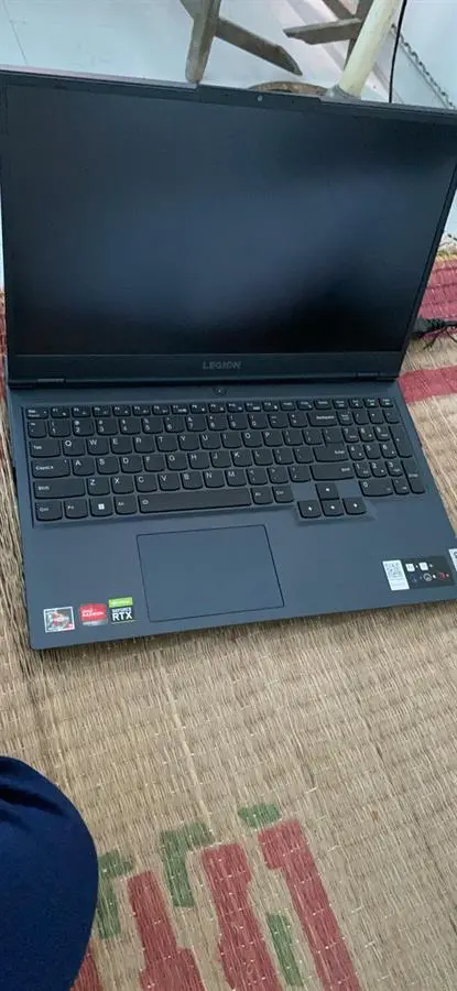 Khách hàng review Laptop Lenovo Gaming Legion 5 15ACH6 R7 5800H/8GB/512GB/4GB RTX3050Ti/165Hz/Win11 (82JW00KMVN) 2