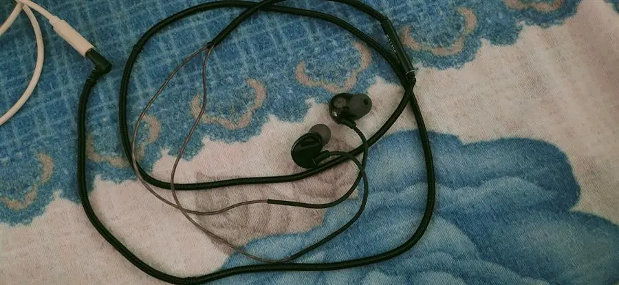 Khách hàng review Tai nghe Có Dây Mozard S80 2