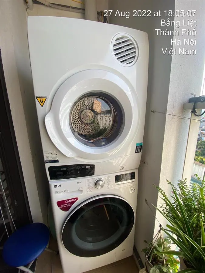 Khách hàng review Máy sấy thông hơi Electrolux UltimateCare 8.5 kg EDV854J3WB 15