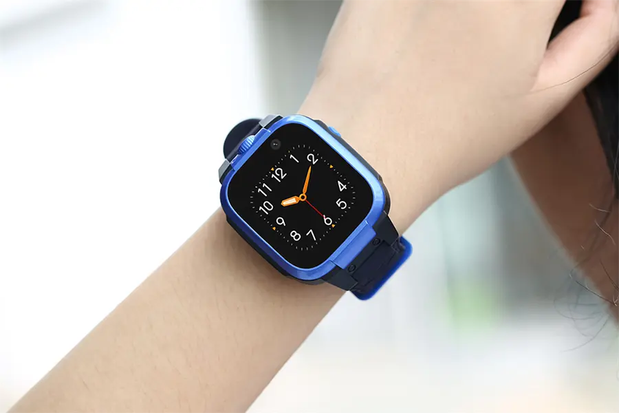 Khách hàng review Đồng hồ định vị trẻ em Kidcare S88 4G 16