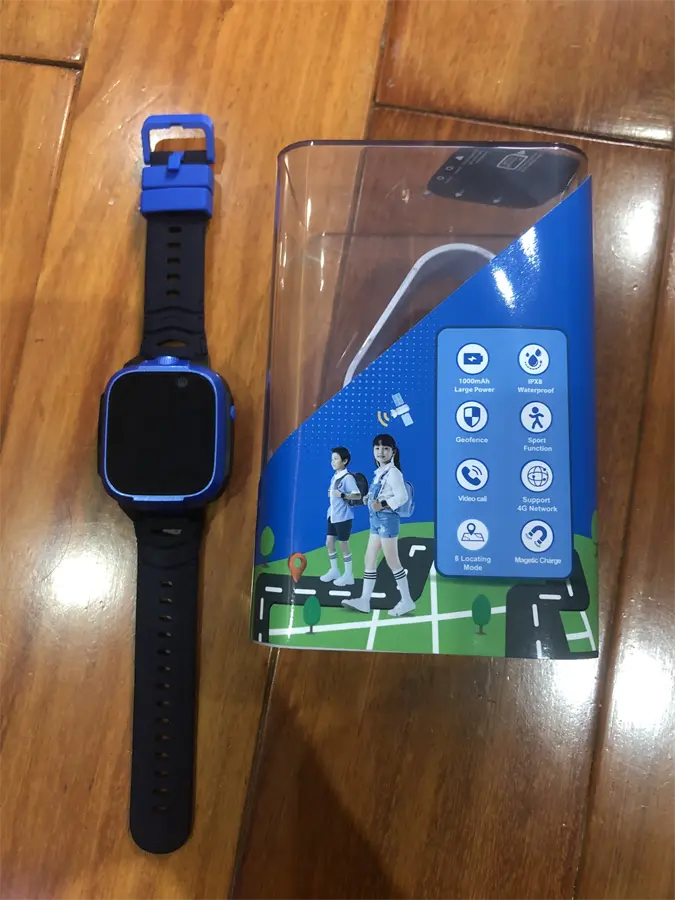 Khách hàng review Đồng hồ định vị trẻ em Kidcare S88 4G 14