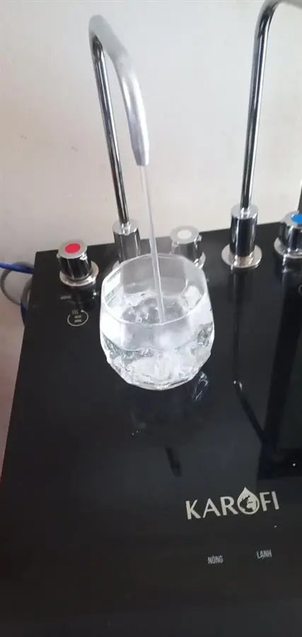 Khách hàng review Máy lọc nước RO nóng nguội lạnh Hydrogen Karofi KAD-X39 10 lõi 133