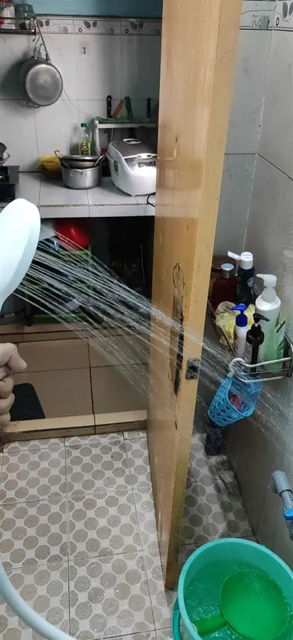 Khách hàng review Máy nước nóng trực tiếp Ariston 4500W AURES PREMIUM 4.5P PEARL 21