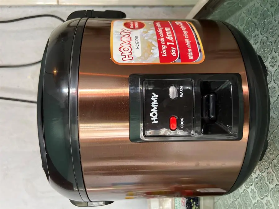 Khách hàng review Nồi cơm nắp gài Hommy 3 lít NCG3001 1