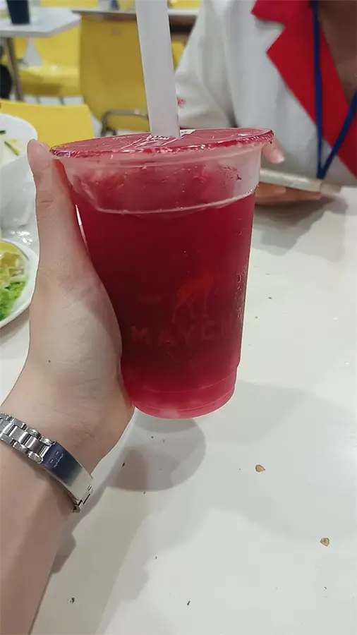 Khách hàng review Đồng hồ Q 6