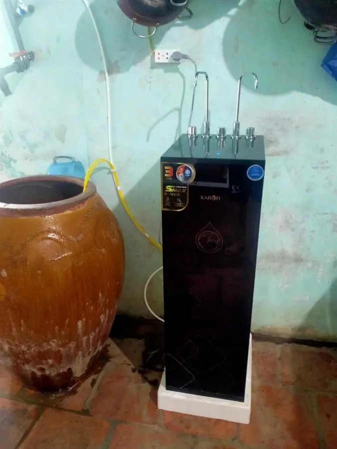 Khách hàng review Máy lọc nước RO nóng nguội lạnh Hydrogen Karofi KAD-X39 10 lõi 157