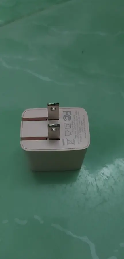 Khách hàng review Adapter Sạc Type C PD 20W Xmobile TC20P 7