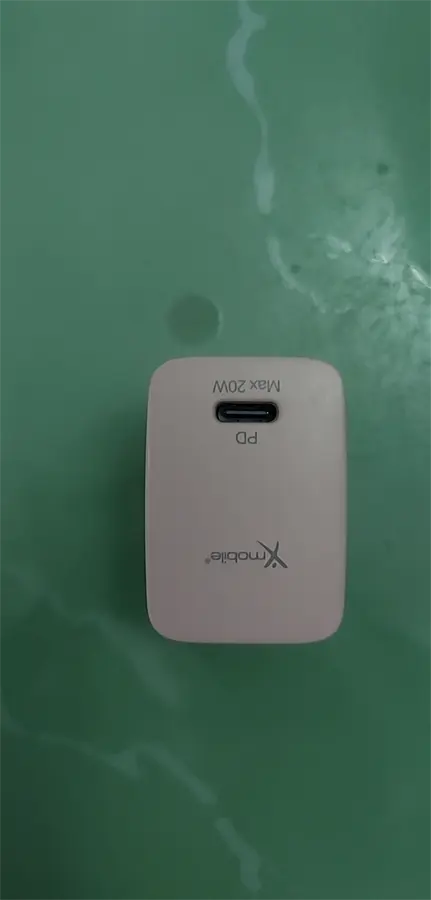 Khách hàng review Adapter Sạc Type C PD 20W Xmobile TC20P 8