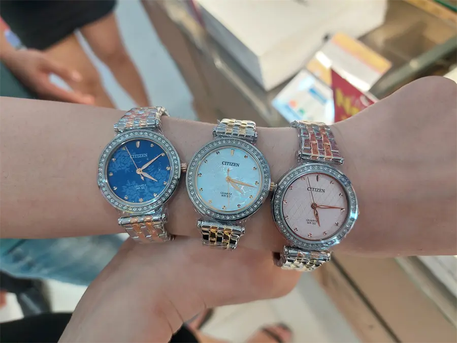 Khách hàng review Đồng hồ CITIZEN 30 mm Nữ ER0218-53X 1