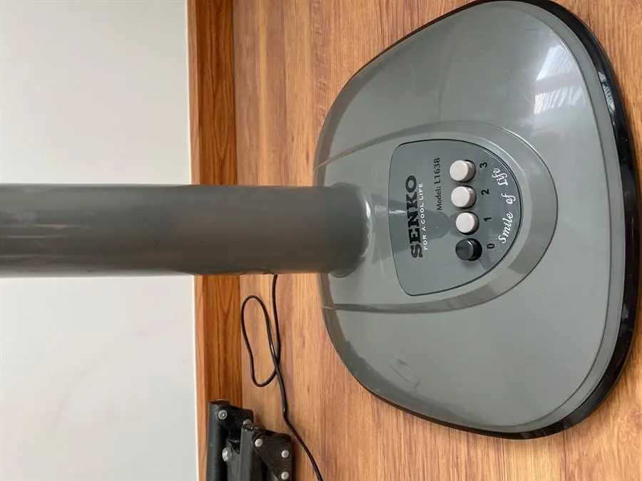 Khách hàng review Quạt lửng Senko 3 cánh L1638 47W 36