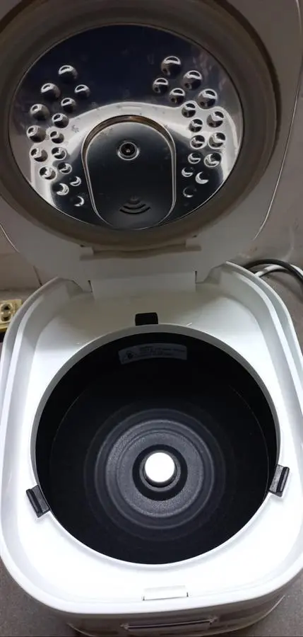 Khách hàng review Nồi cơm điện cao tần Tefal 0.7 lít RK604165 2