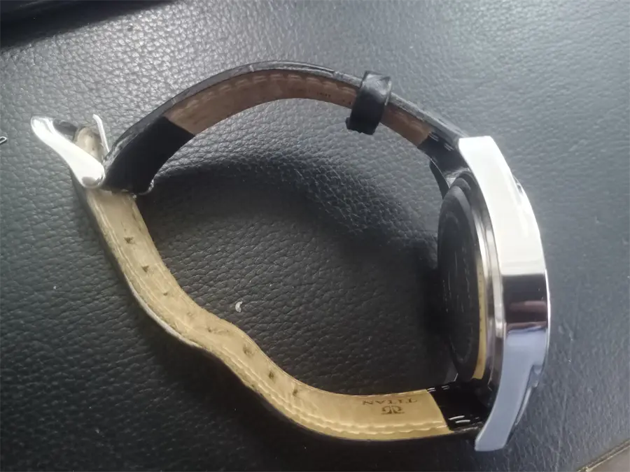 Khách hàng review Đồng hồ TITAN 44 mm Nam 9322SL02 2