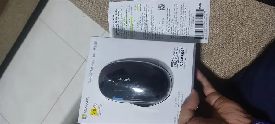 Khách hàng review Chuột Bluetooth Microsoft Sculpt Comfort 1