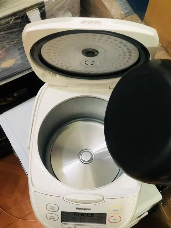 Khách hàng review Nồi cơm điện tử Panasonic 1 lít SR-CL108WRA 7