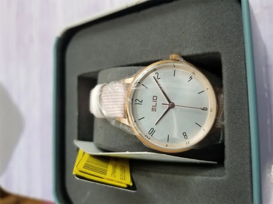 Khách hàng review Đồng hồ ELIO Nắng Xuân 32 mm Nữ EL025-02 1