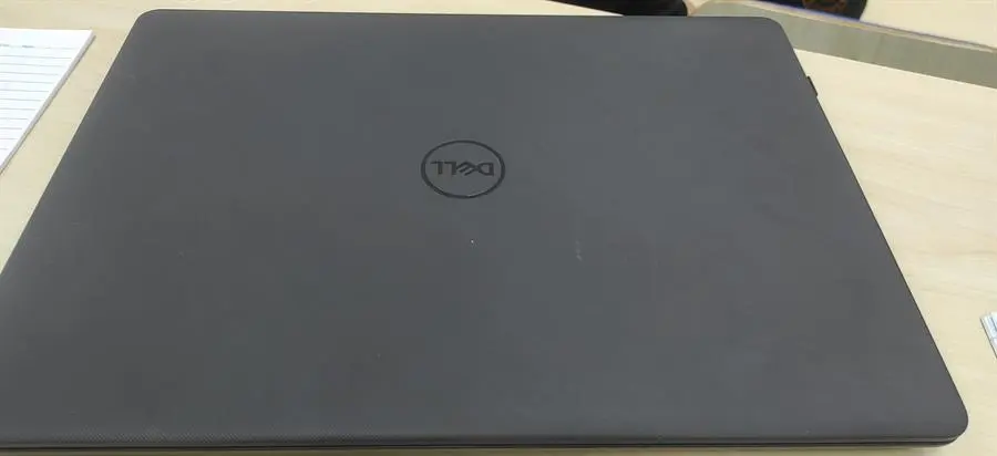 Khách hàng review Laptop Dell Vostro 3405 R5 3500U/8GB/512GB/Office H 2