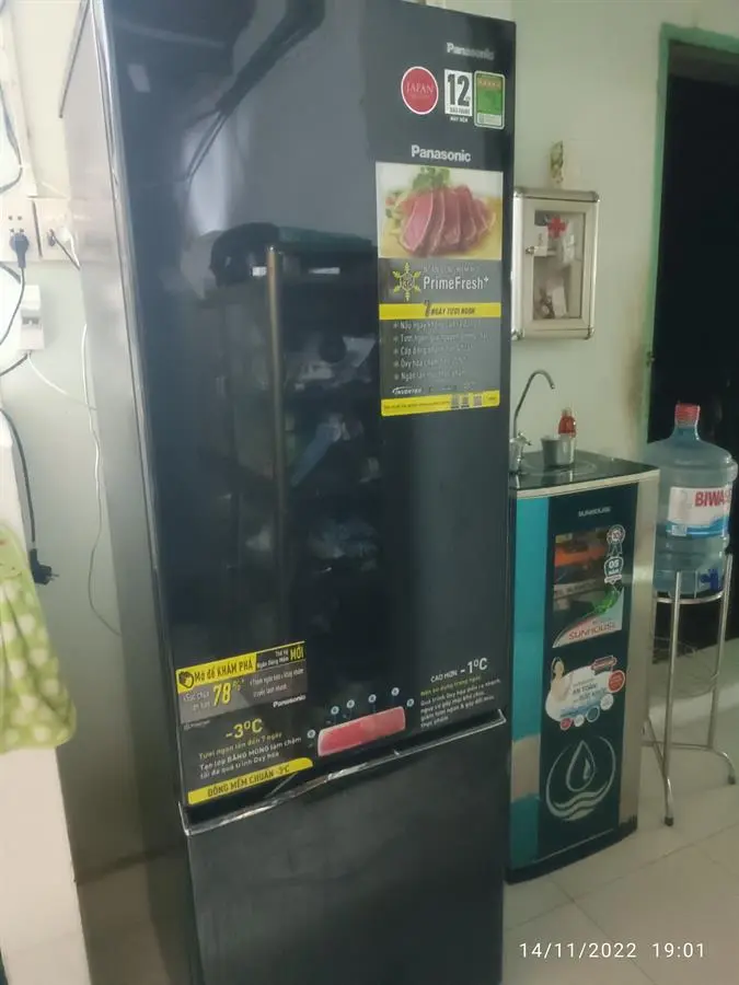 Khách hàng review Tủ lạnh Panasonic Inverter 322 lít NR-BC360QKVN 13