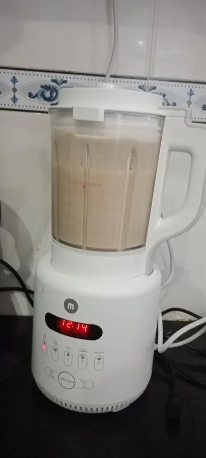 Khách hàng review Máy làm sữa hạt đa năng Mishio MK-270 7