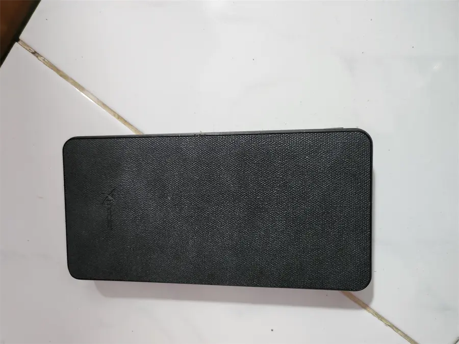 Khách hàng review Pin sạc dự phòng Polymer 20.000 mAh Type C PD QC3.0 18W Xmobile PowerBox P69D 13