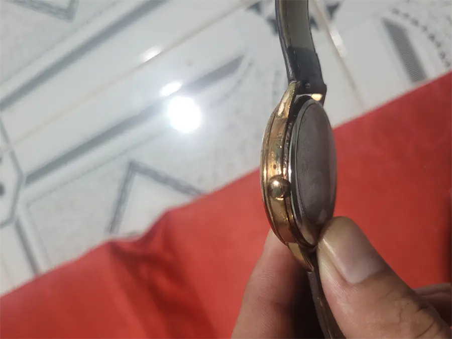 Khách hàng review Đồng hồ ELIO 40 mm Nam EL107-02 3