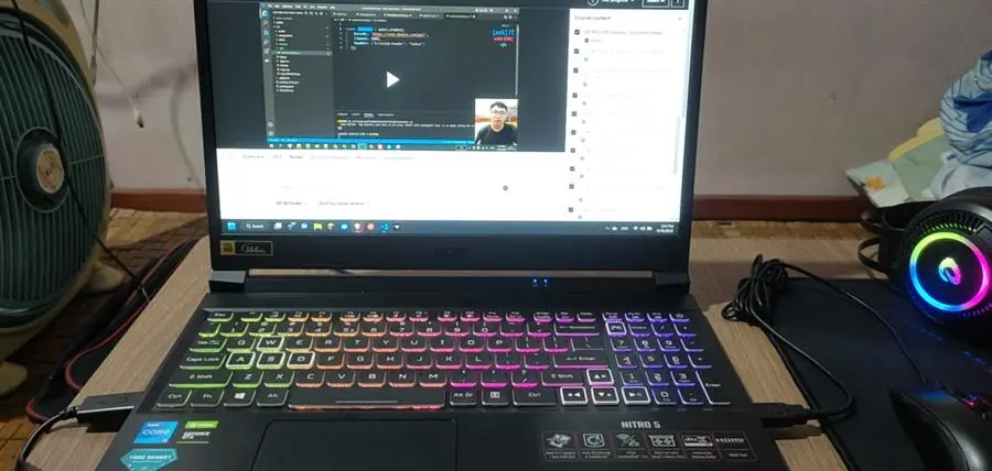 Khách hàng review Laptop Acer Gaming Nitro 5 AN515 57 5669 i5 11400H/8GB/512GB/144Hz/4GB GTX1650/Win11 (NH.QEHSV.001) 1