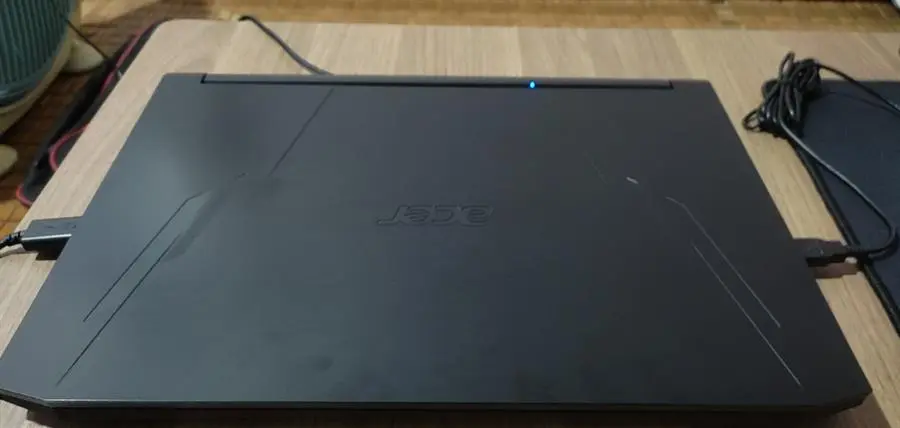 Khách hàng review Laptop Acer Gaming Nitro 5 AN515 57 5669 i5 11400H/8GB/512GB/144Hz/4GB GTX1650/Win11 (NH.QEHSV.001) 2