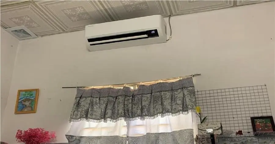 Khách hàng review Máy lạnh Samsung Inverter 1 HP AR10TYHYCWKNSV 5