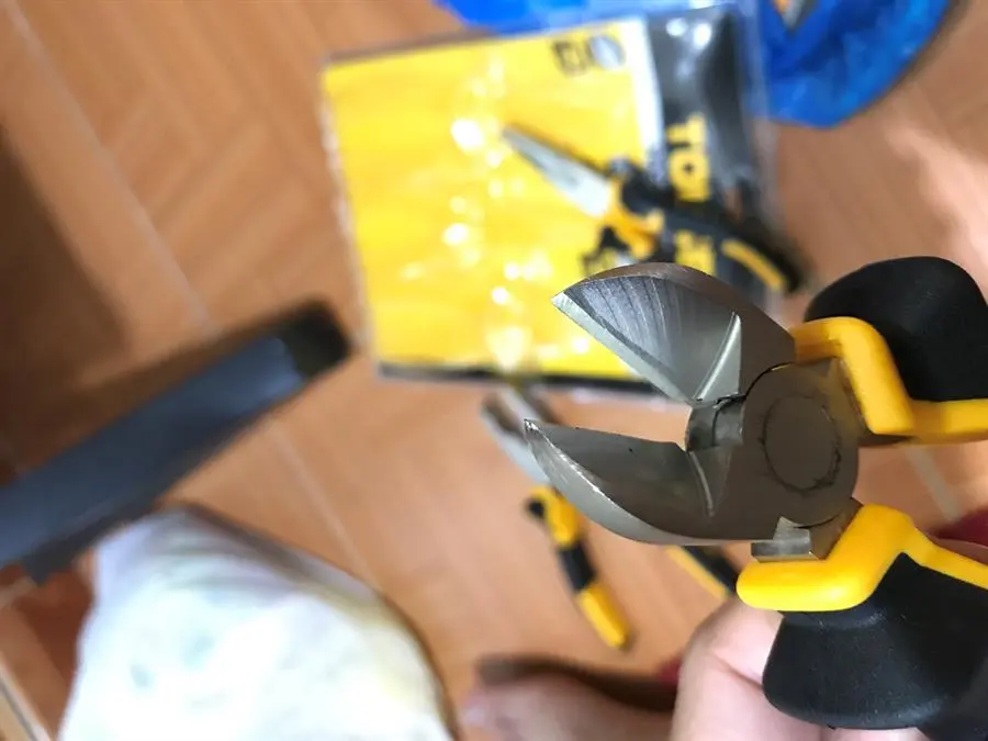 Khách hàng review Bộ 3 kìm răng - cắt - nhọn Tolsen 10400 1