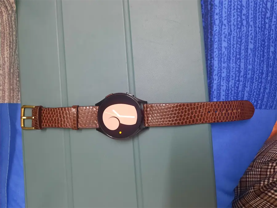 Khách hàng review Đồng hồ thông minh Samsung Galaxy Watch4 LTE 40mm 2