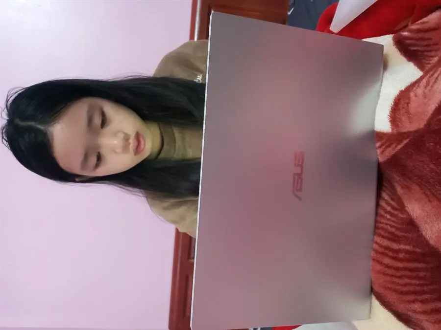 Khách hàng review Laptop Asus VivoBook X415EA i3 1115G4/4GB/512GB/Win11 (EK1386W) 6