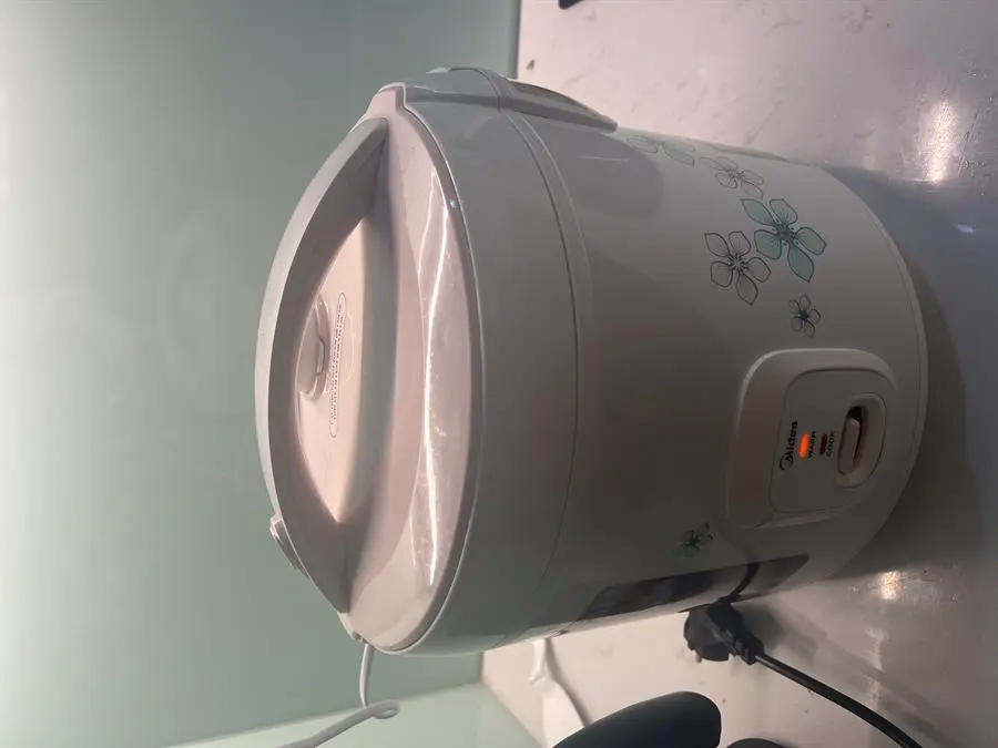 Khách hàng review Nồi cơm nắp gài Midea 1.8 lít MR-CM1825 1