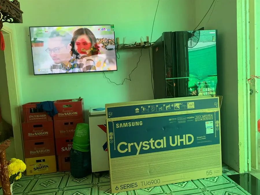 Khách hàng review Smart Tivi Samsung 4K 55 inch UA55TU6900 1