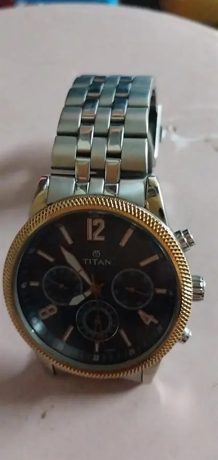 Khách hàng review Đồng hồ TITAN 43 mm Nam 1734KM01 2