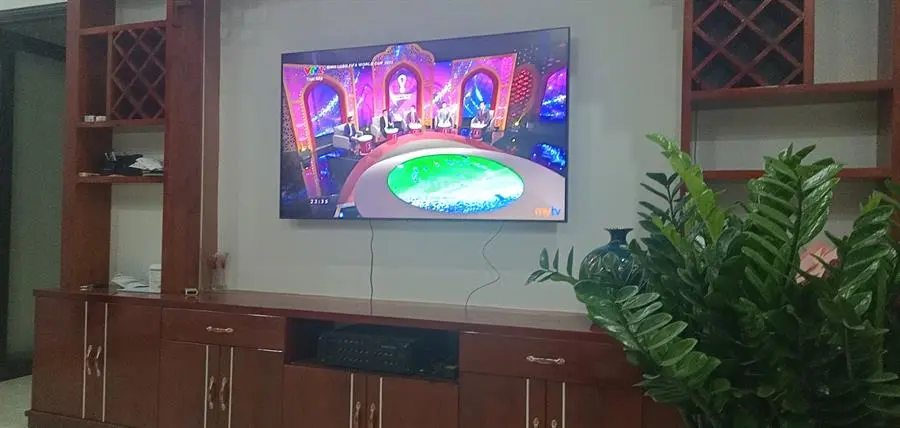 Khách hàng review Smart Tivi QLED Samsung 4K 65 inch QA65Q60T 1