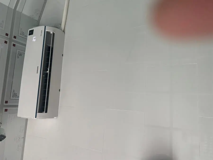 Khách hàng review Máy lạnh Samsung Inverter 1 HP AR09TYHQASINSV 62