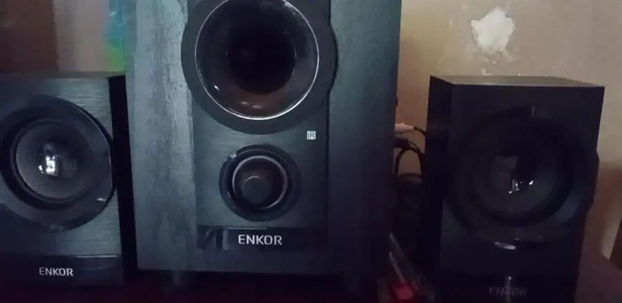 Khách hàng review Loa vi tính Bluetooth Enkor E700 Đen 23
