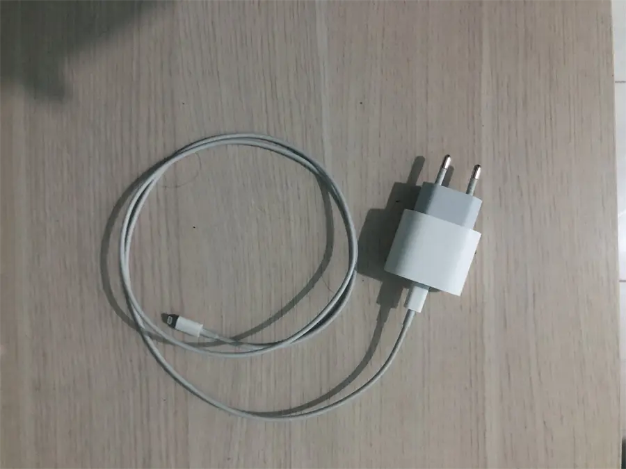 Khách hàng review Cáp sạc nhanh và truyền dữ liệu Type-C - Lightning 87W 1m Apple 13