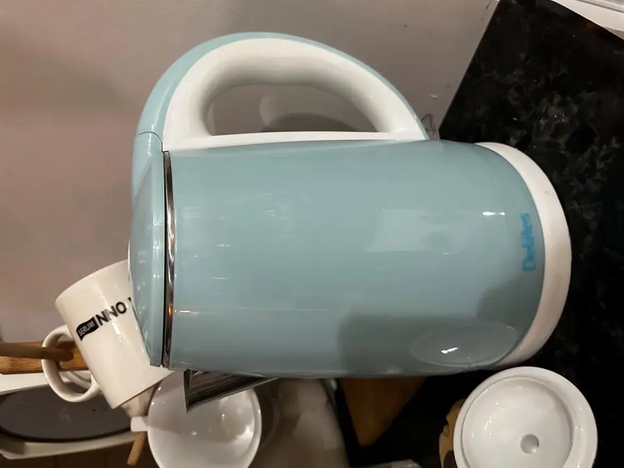 Khách hàng review Ấm đun siêu tốc Delites 1.8 lít ST18DB01 14