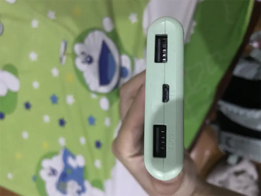 Khách hàng review Pin sạc dự phòng Polymer 10.000mAh 10W AVA  JP208 17